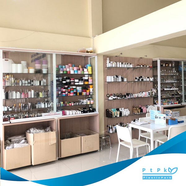หน้าร้าน-จำหน่ายบรรจุภัณฑ์เครื่องสำอาง-ขายส่งบรรจุภัณฑ์เครื่องสำอาง-03